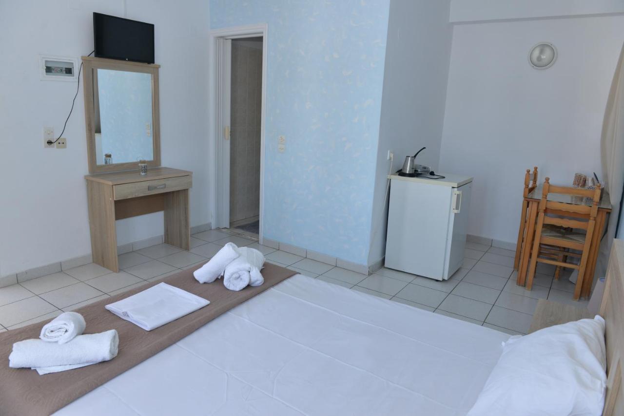 Blue Hotel